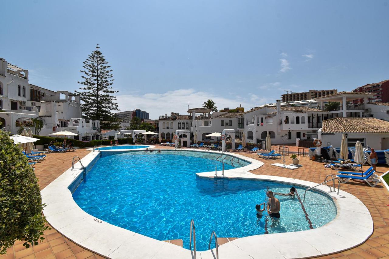 Apartamento Con Amplio Porche Y Bbq Benalmadena Bagian luar foto