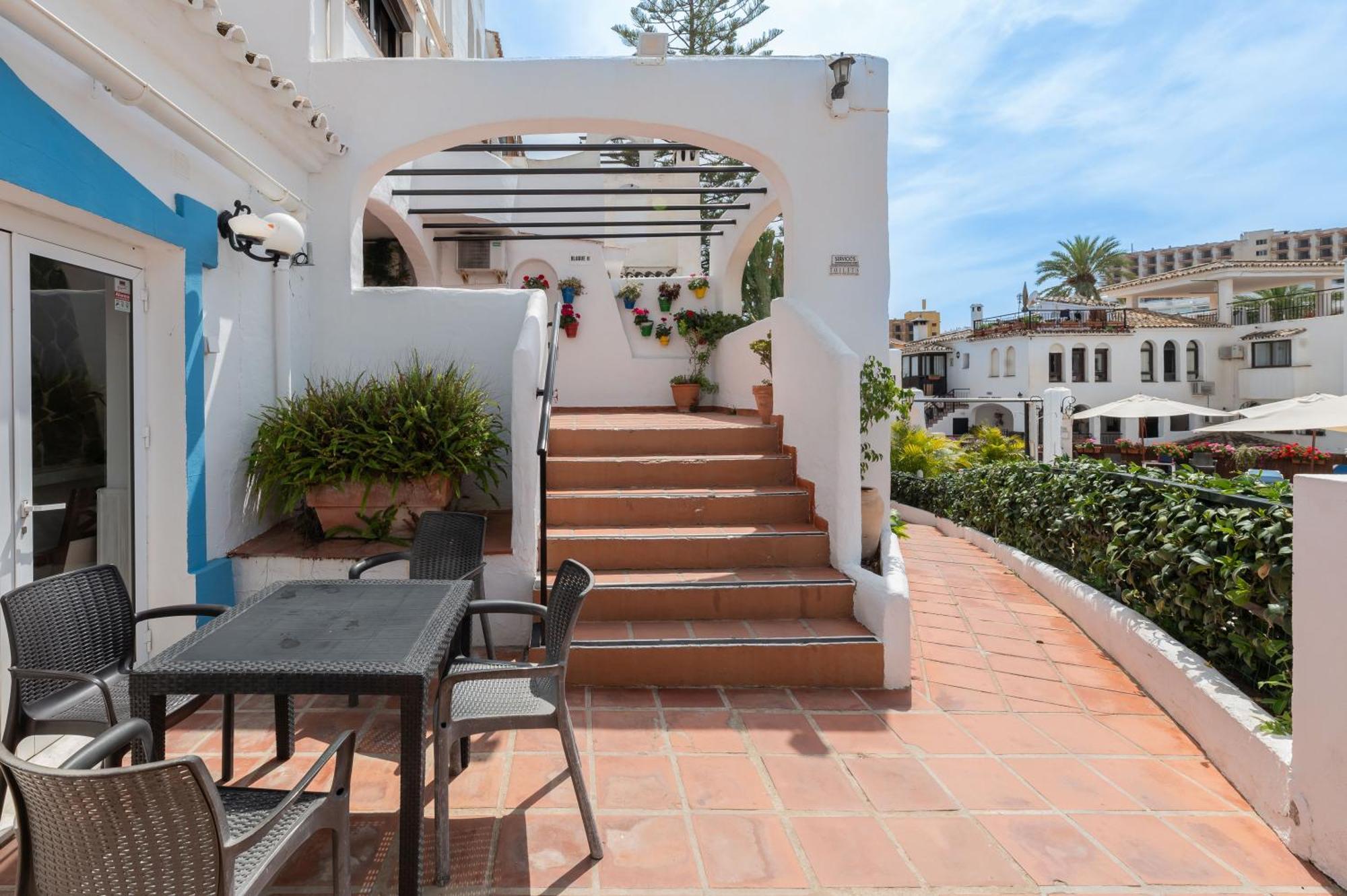Apartamento Con Amplio Porche Y Bbq Benalmadena Bagian luar foto