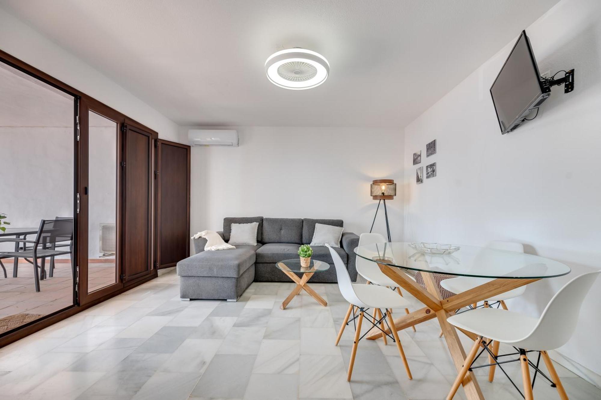 Apartamento Con Amplio Porche Y Bbq Benalmadena Bagian luar foto