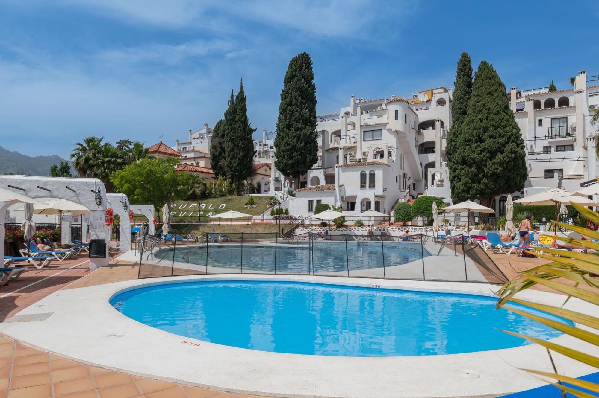 Apartamento Con Amplio Porche Y Bbq Benalmadena Bagian luar foto